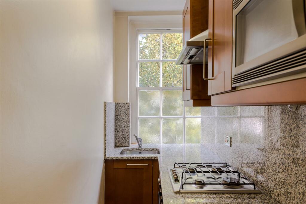 15 Goodwood Court-9.jpg