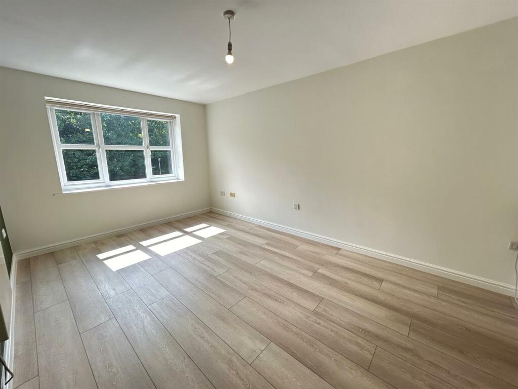 Lounge.jpg