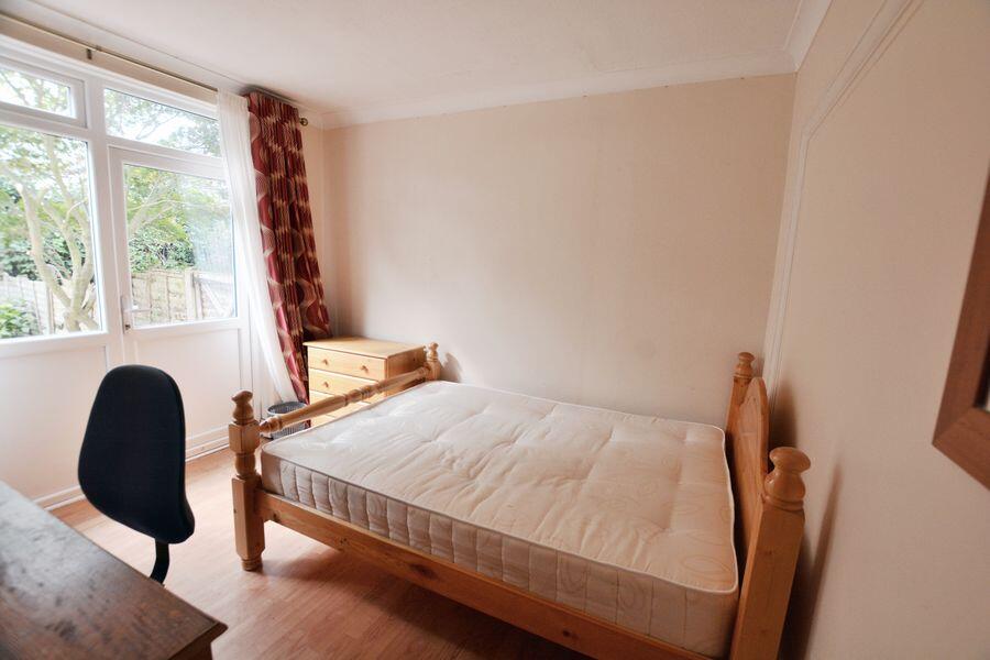 Bed 4