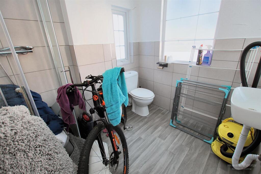 En-suite 1 F2