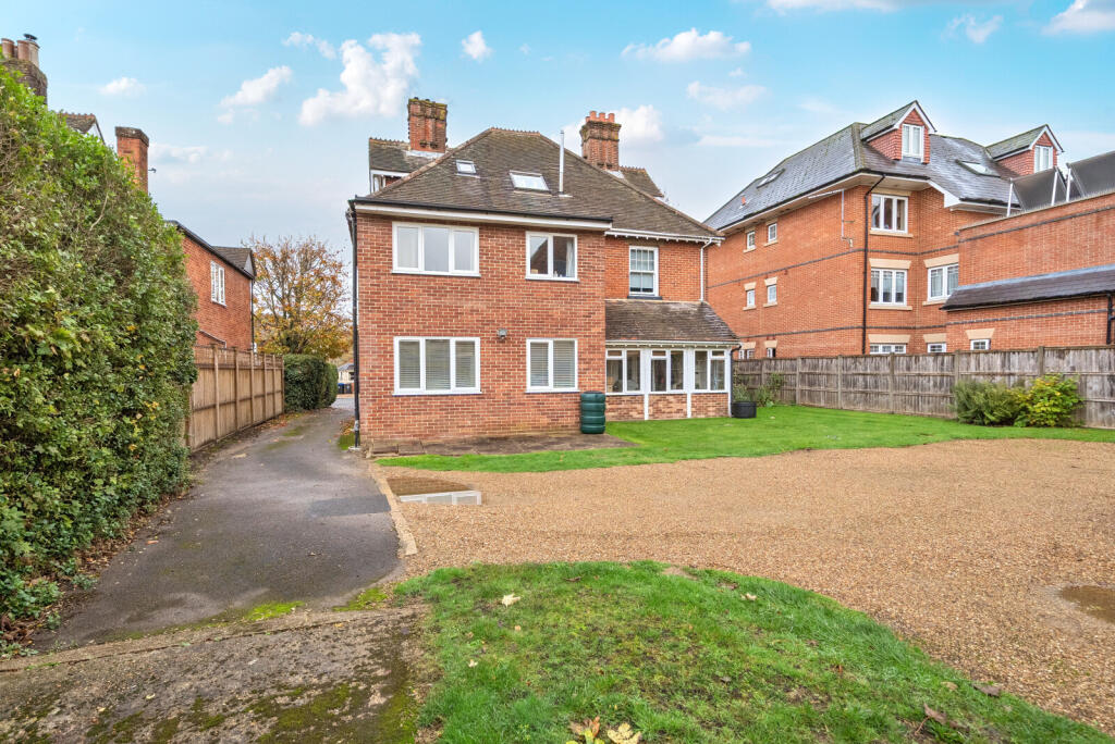 1376433-1-6911ada...