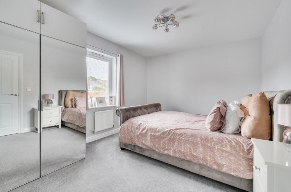 1365142-6-68f210b...