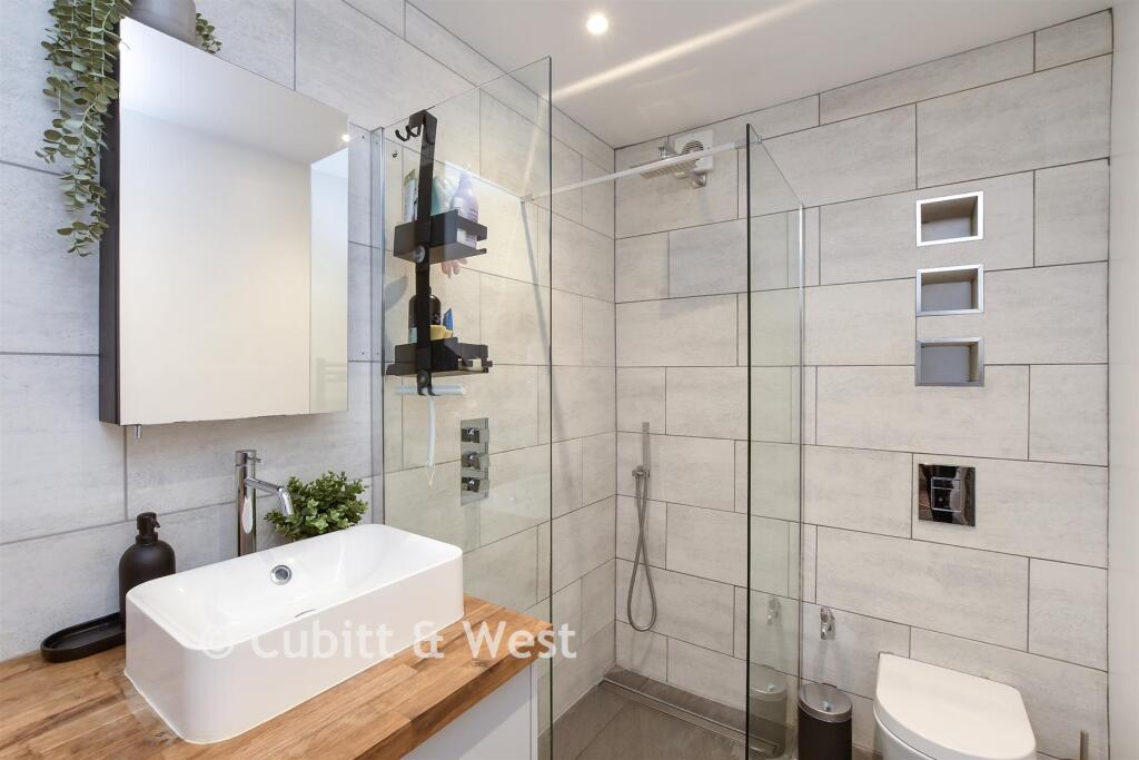 Shower / Utility Room