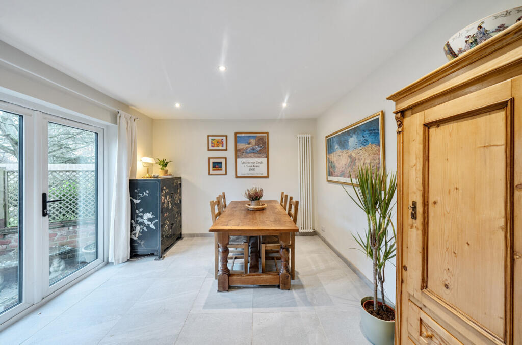 Kitchen/Dining