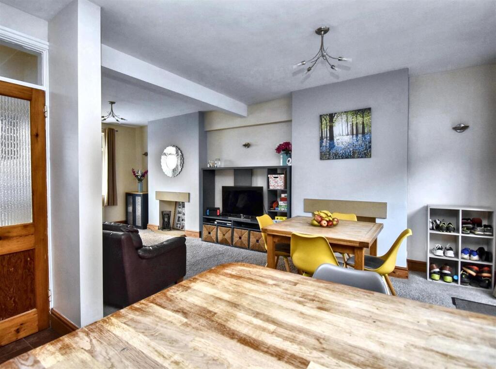 Lounge Area