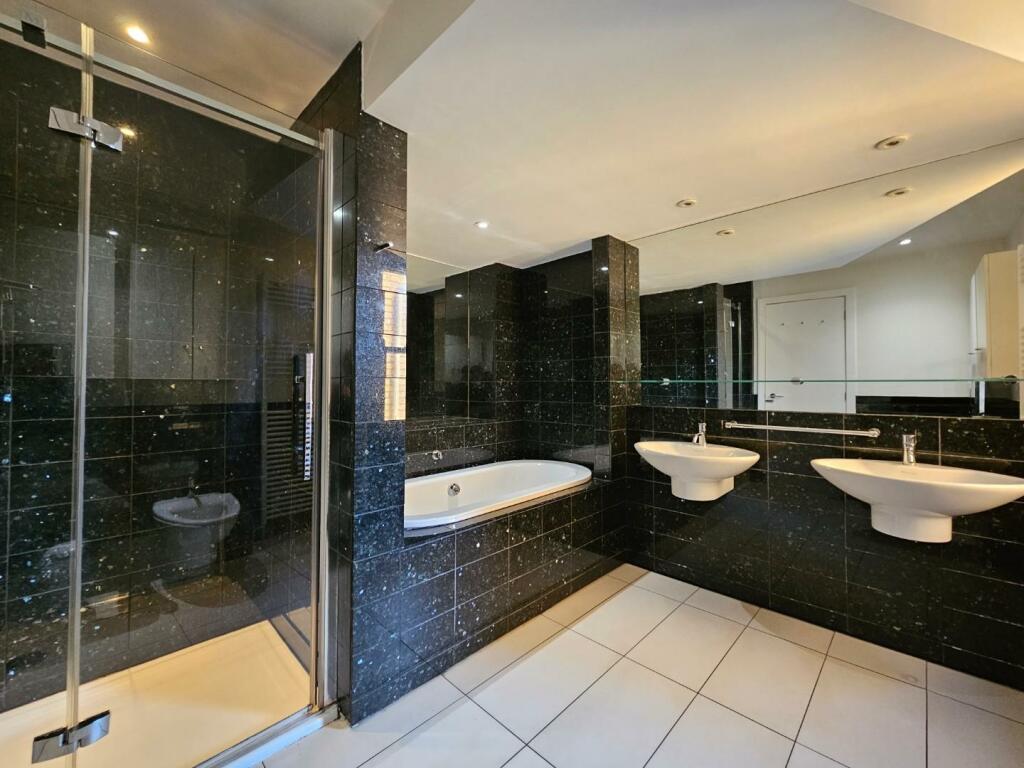 Bedroom 1 En-Suite