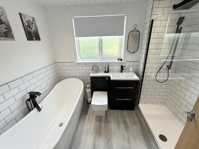 33BR17.jpg