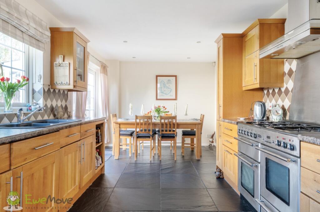 e458e386-0f53-4e5e-aa26-1cf155914ff9