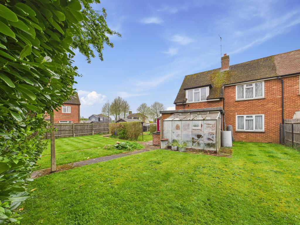 CAM01354G0-PR0480-STILL015