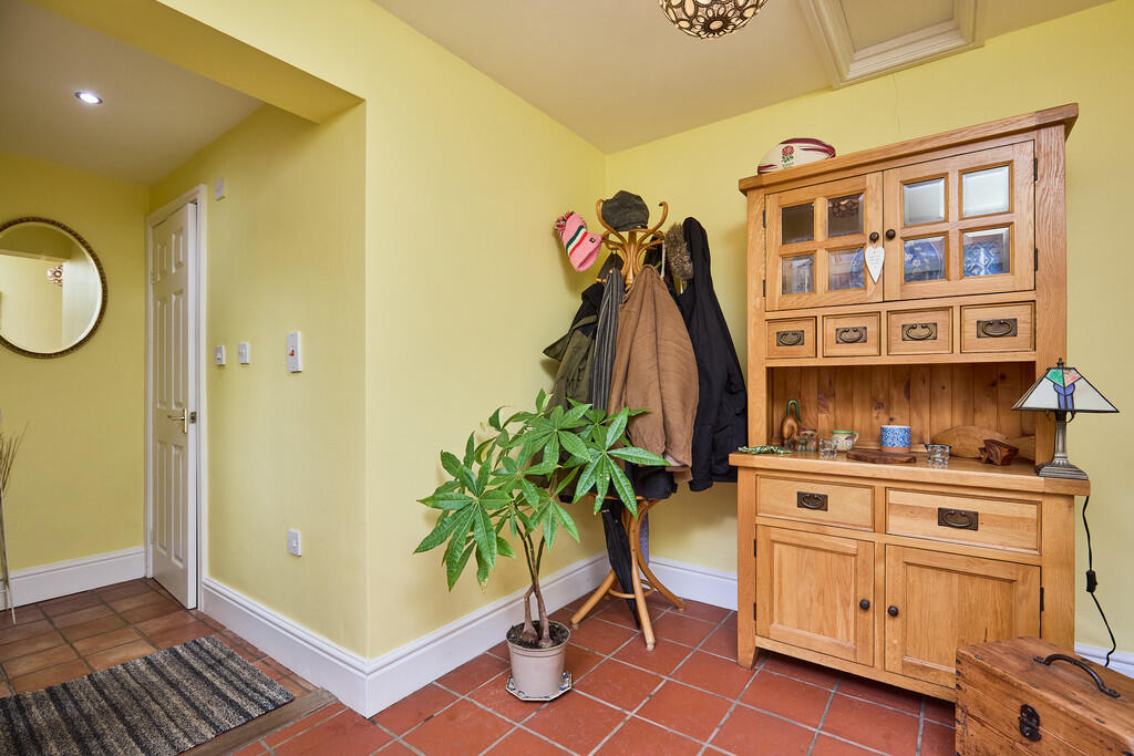 Edward Knight 202...