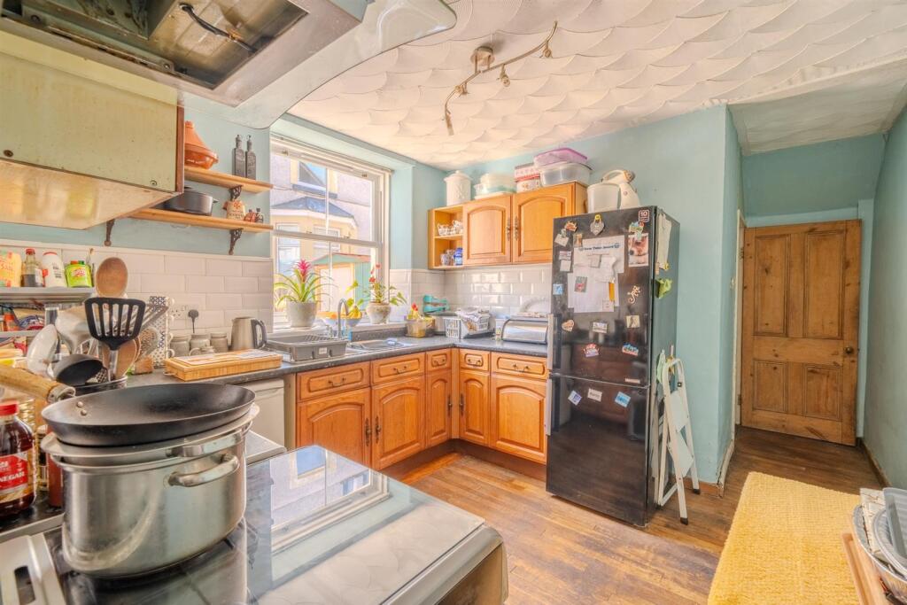 8 Cwmavon Road-15.jpg