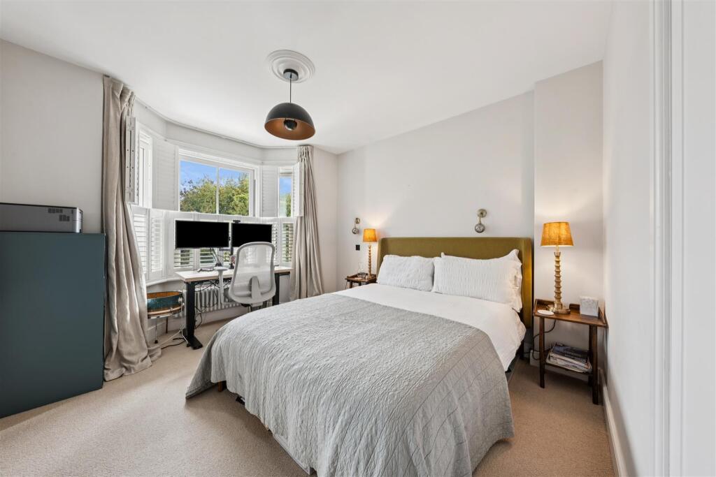 Bridgman Road, W4 - FOR SALE