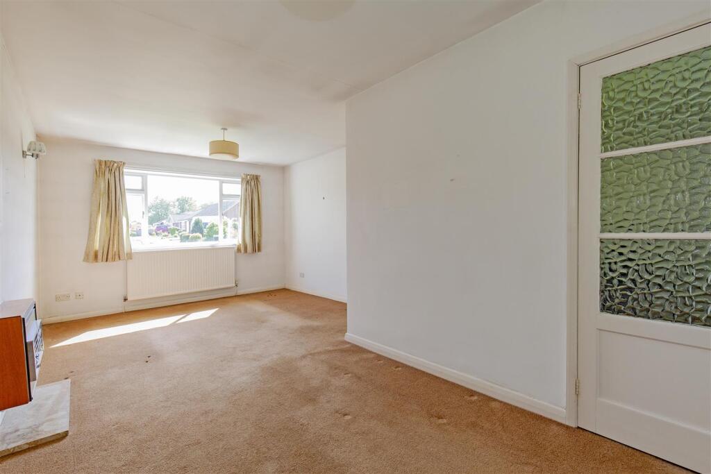 Reception Room-1.jpg