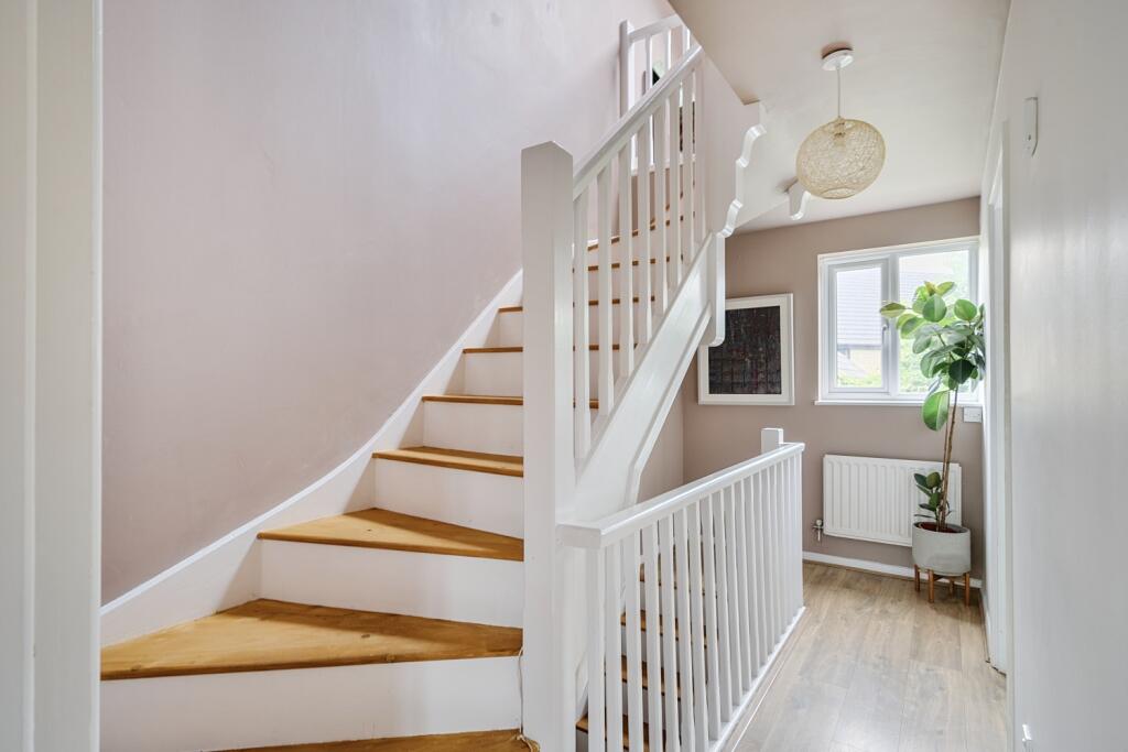 1300916-13-6841ca5938255