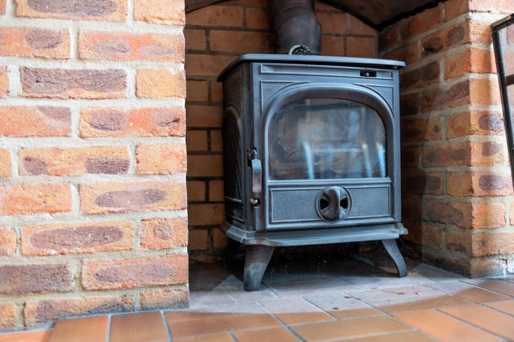 Call 02920 454555 to secure your viewing_16