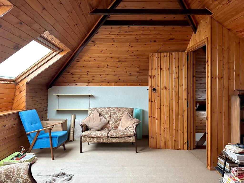 Loft Room/Bedroom 4