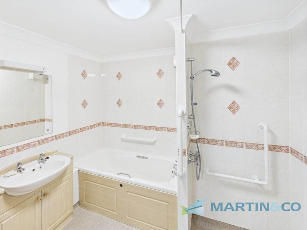 CAM02145G0-PR0063...