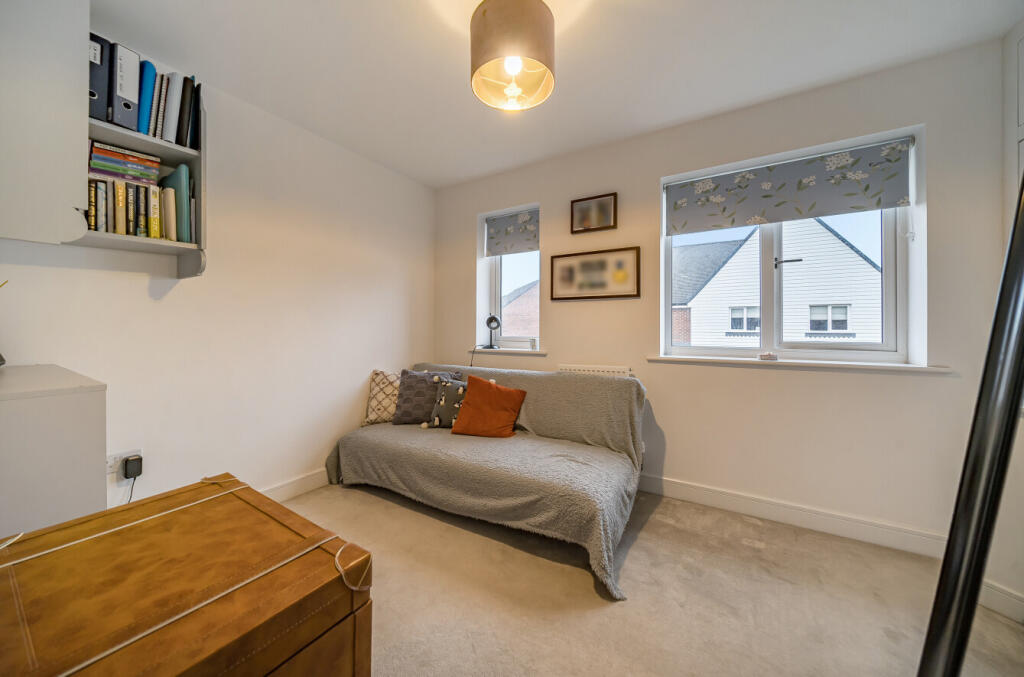 1373923-9-6901f28...