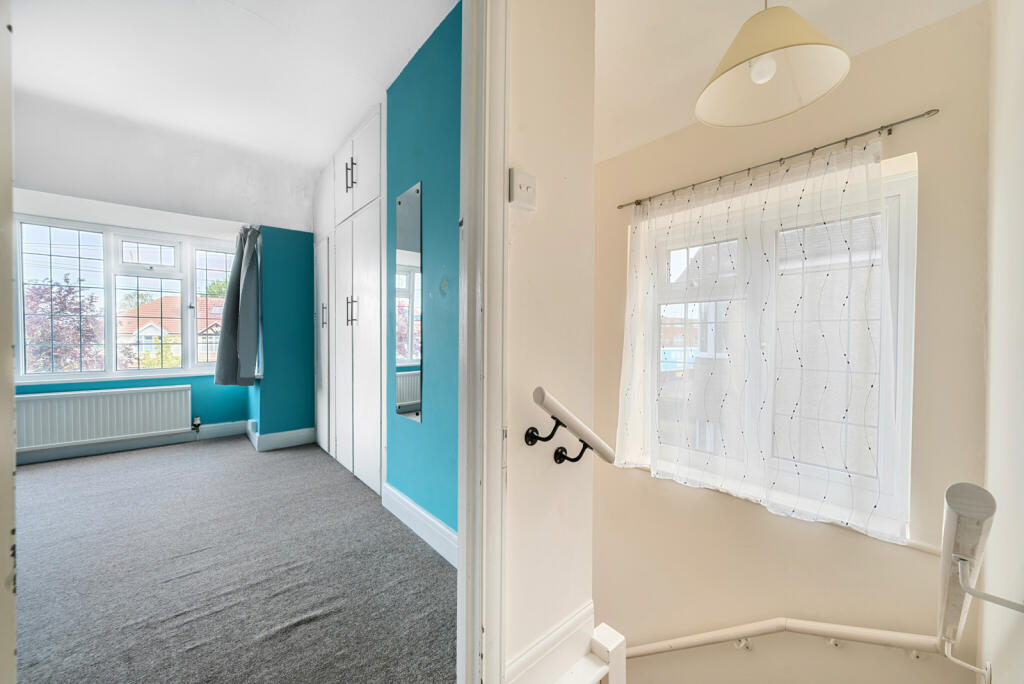 1327716-4-6880a89...