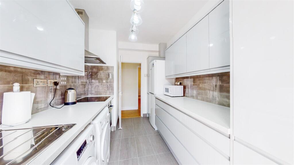 Flat 42, Thornaby House - uo7wrBmjnoO3QOXBsh6f.jpg