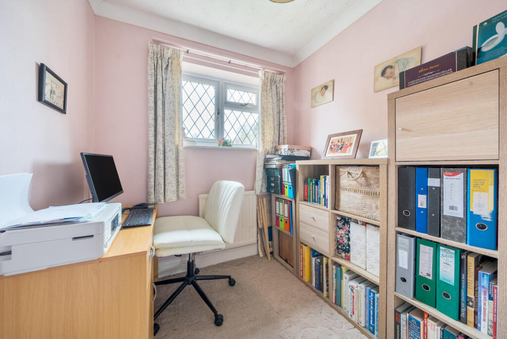 1364043-9-68e8d1b...