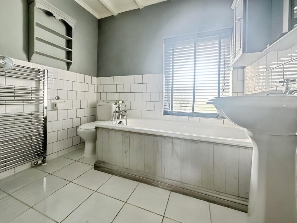 Modern Family Bathroom