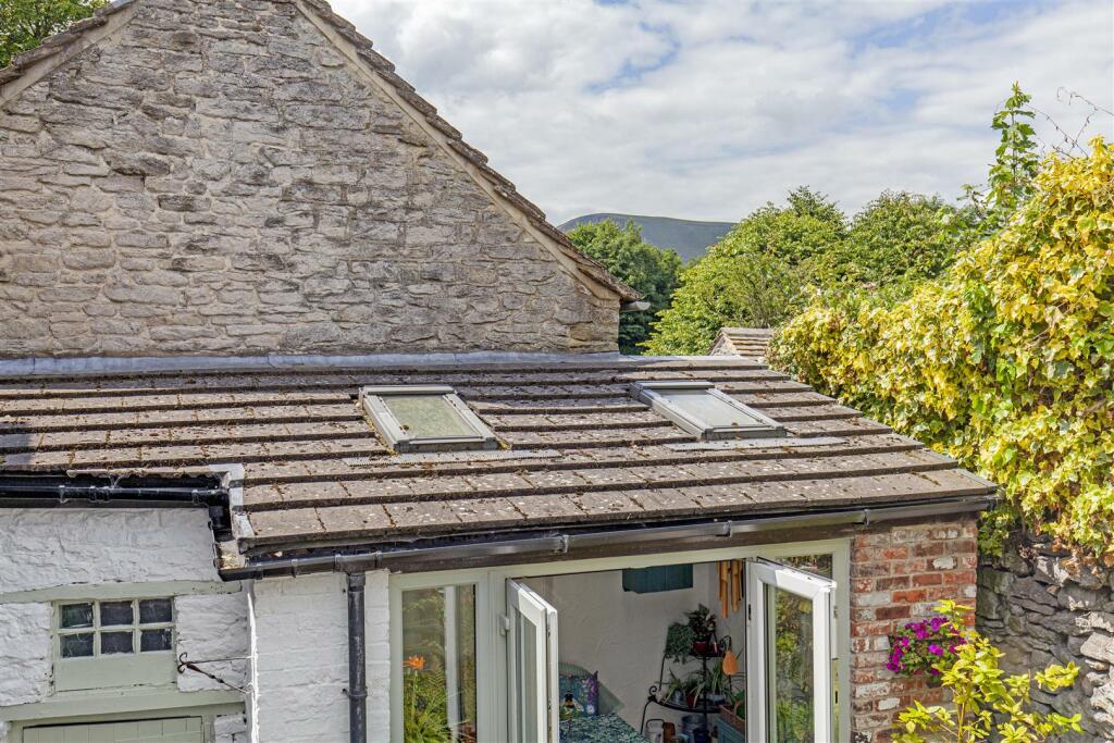 Cottage-Rear View-1.jpg