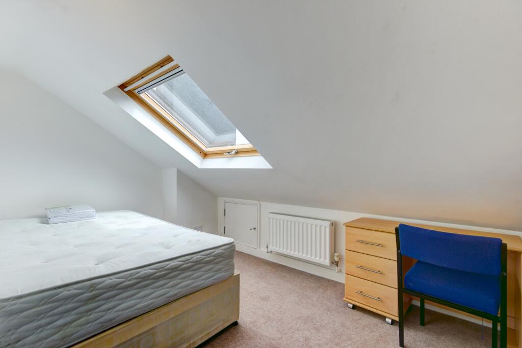 BED 7