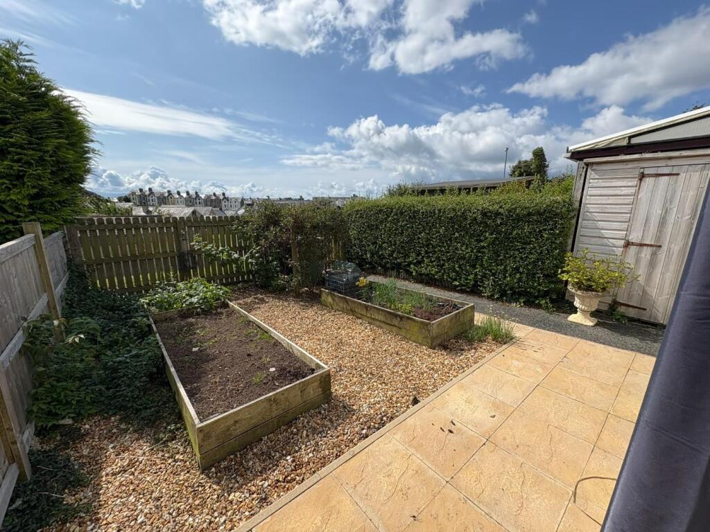 Garden (1).JPEG