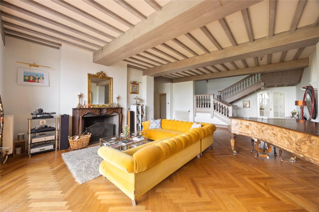 Drawing Room
