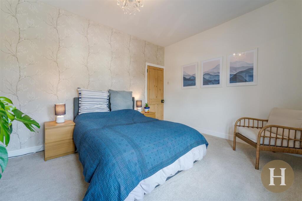 Hadleigh Estate Agents-41.jpg