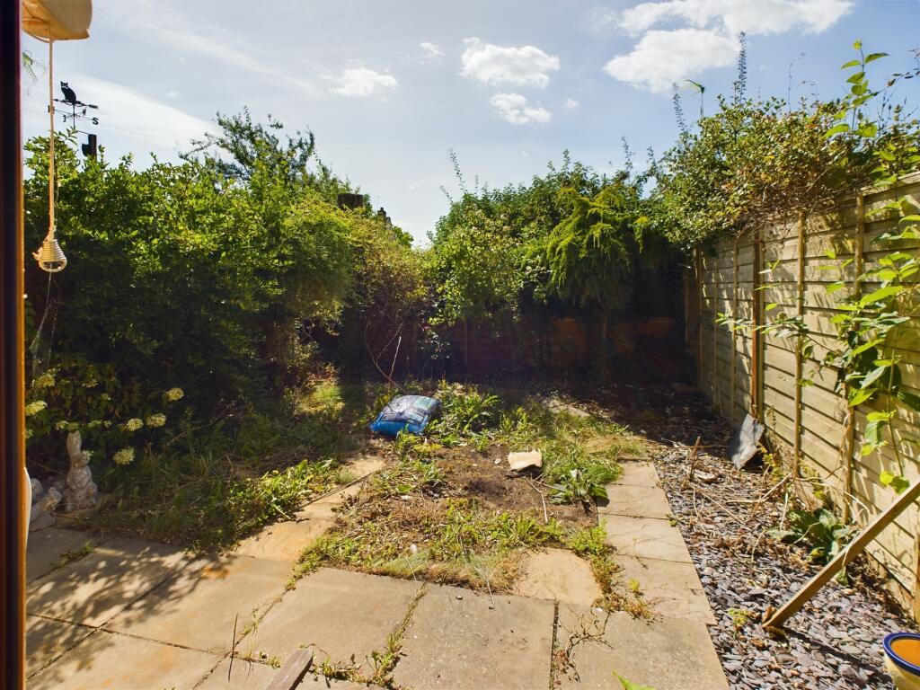 CAM02519G0-PR0153-STILL007