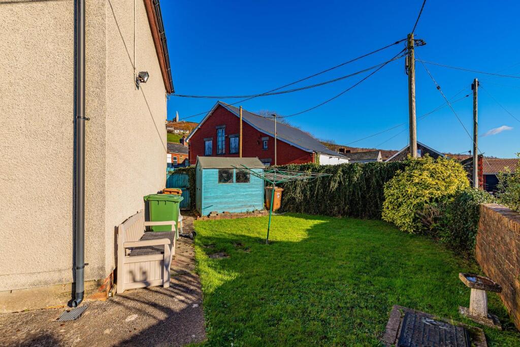 3 Llantygwyn EXT-6.jpg