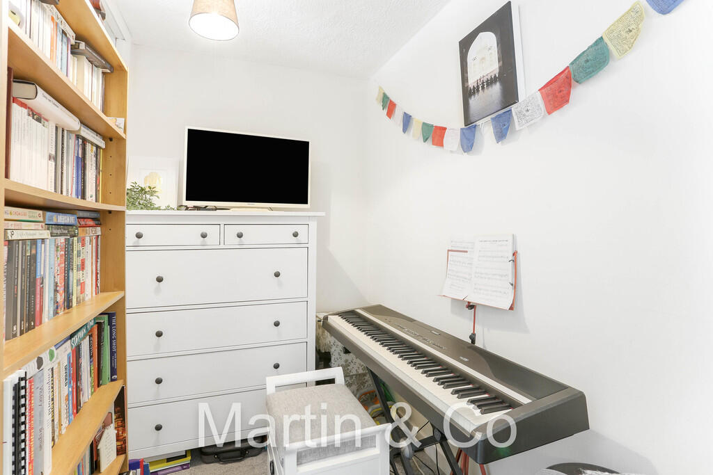 1472197949 - 1 Oa...