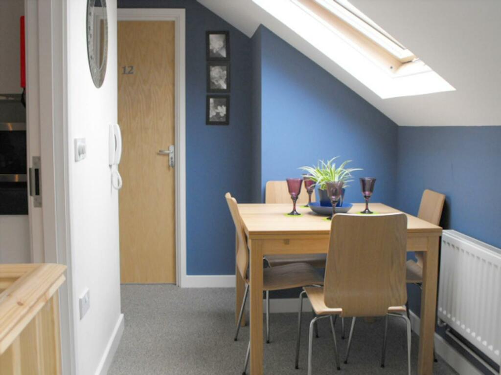2nd-Floor-Dinning.jpg