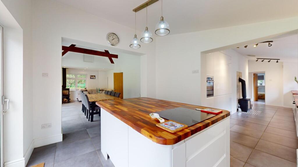 BREAKFAST ROOM