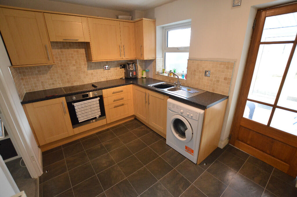 Fitted Kitchen