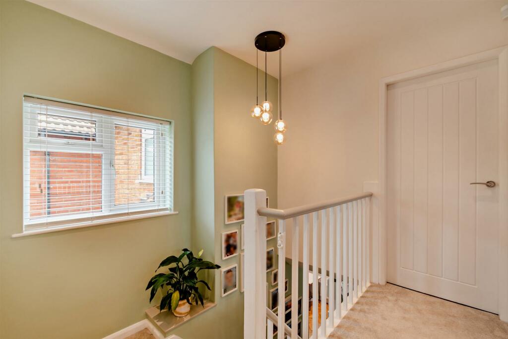 8610451-interior08-800.jpg