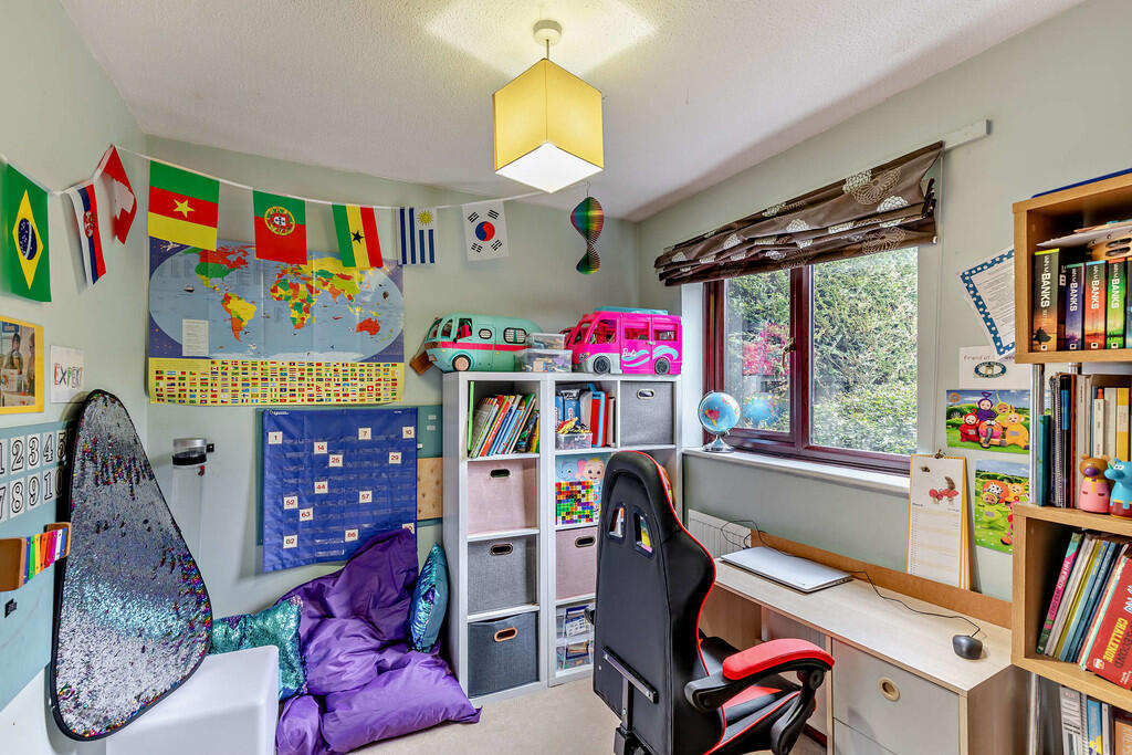 8639254-interior0...