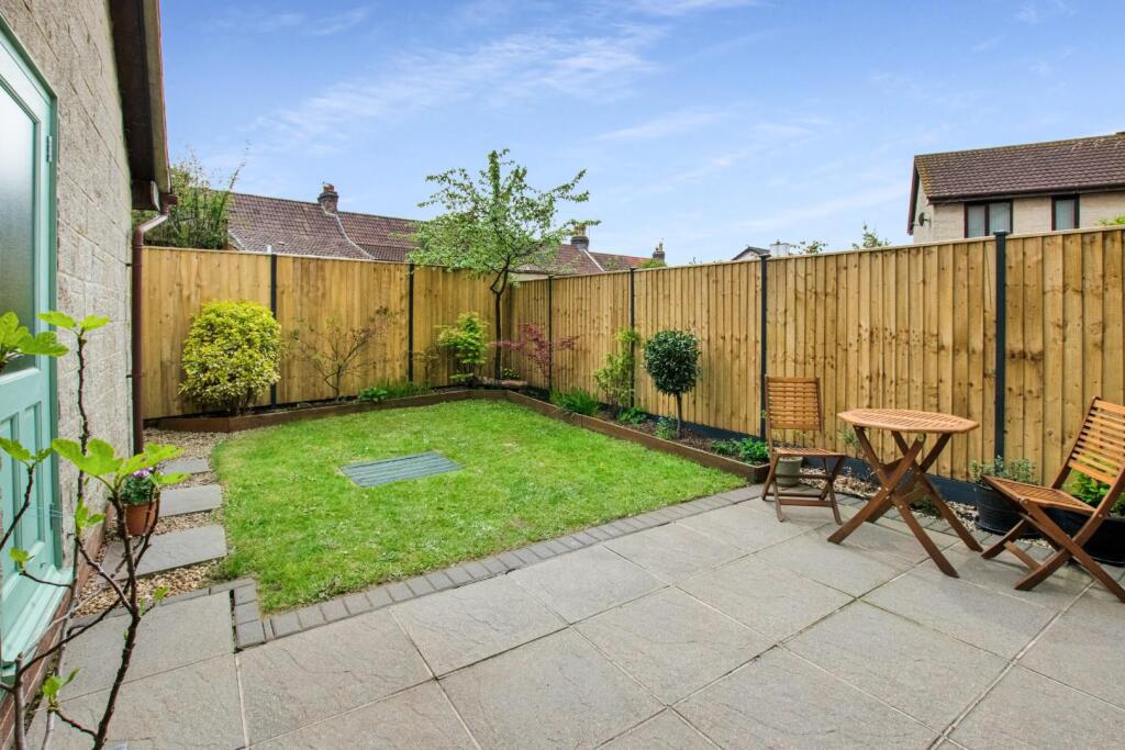 1.2 - rear garden.jpg