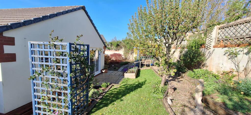 1 East Ridge View Rev Gdn.jpg