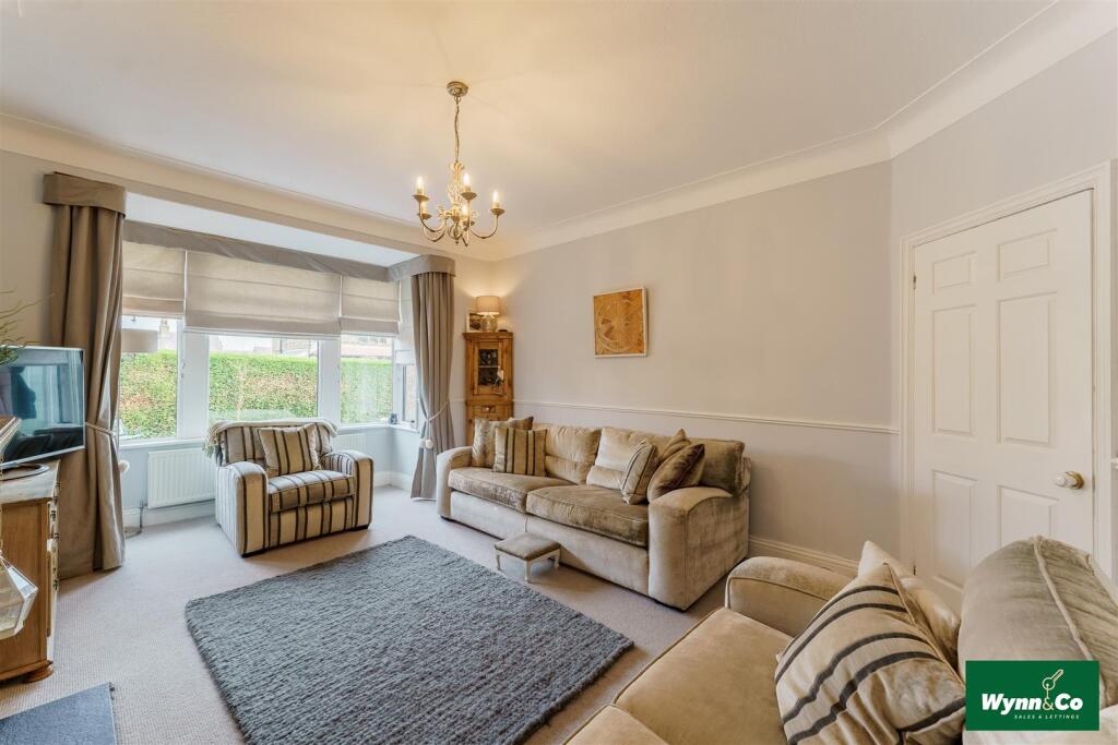 7 SALISBURY AVENUE-1037L.jpg