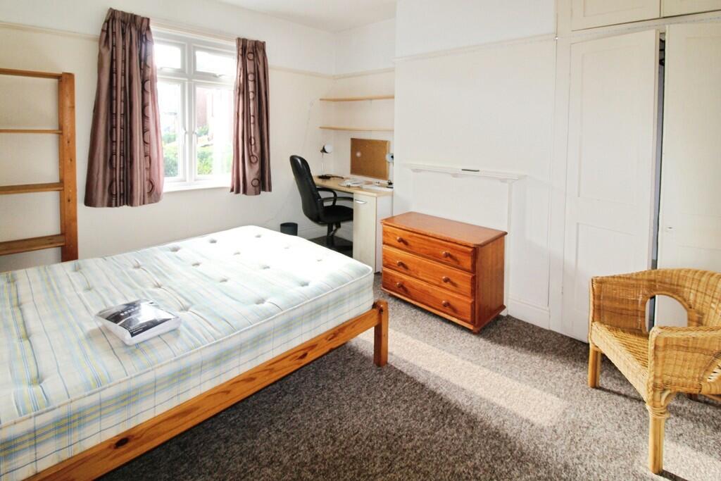 f15fabbc-Bedroom ...