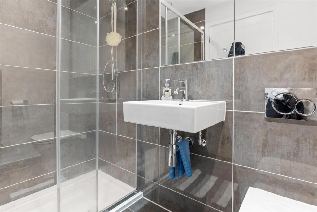 6 Jennings Court.jpg