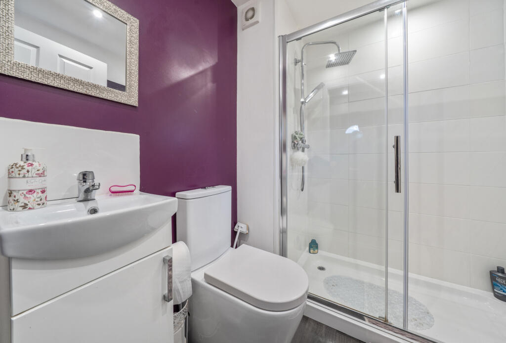 1375967-10-690e20...