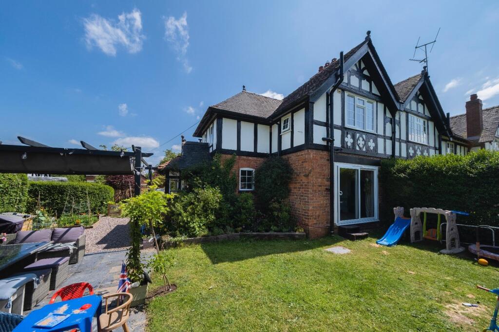 3 Manor Cottages-032.JPG