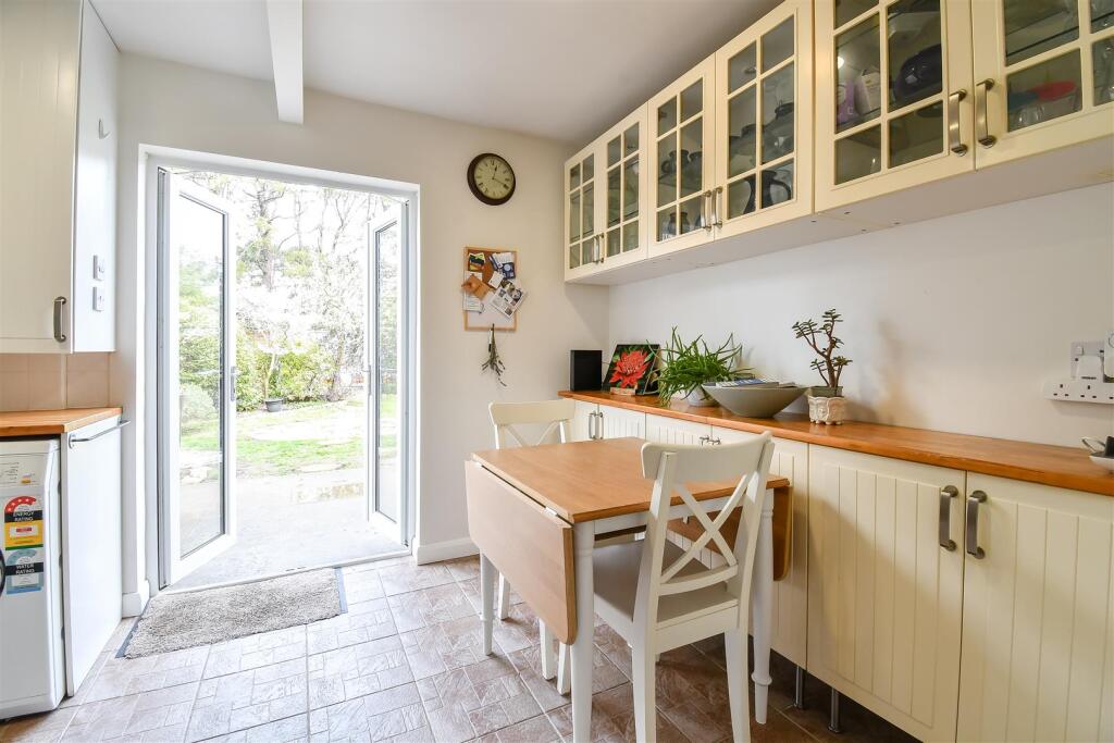 Kitchen / Dining Room