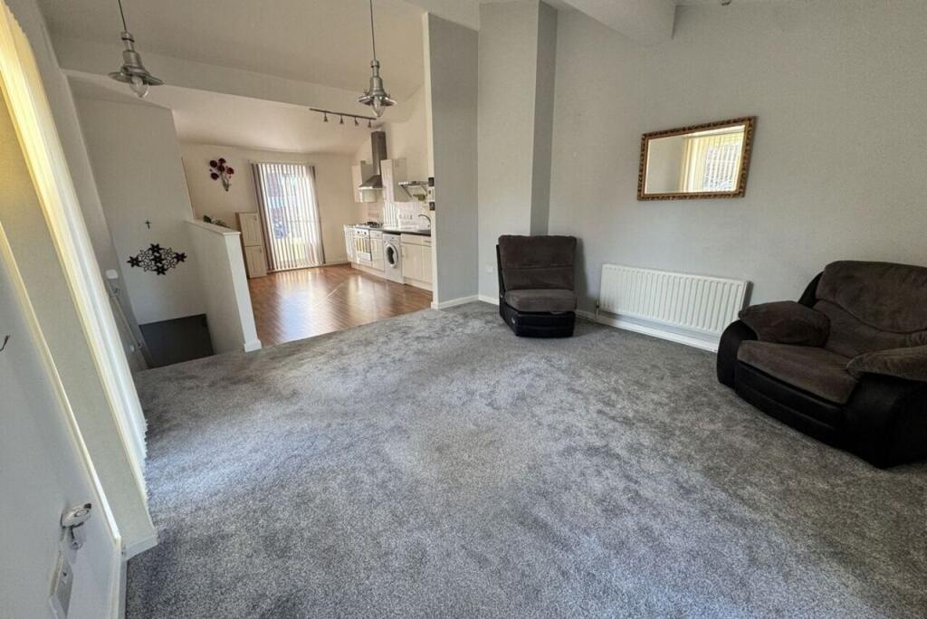 Living Area / Kitchen