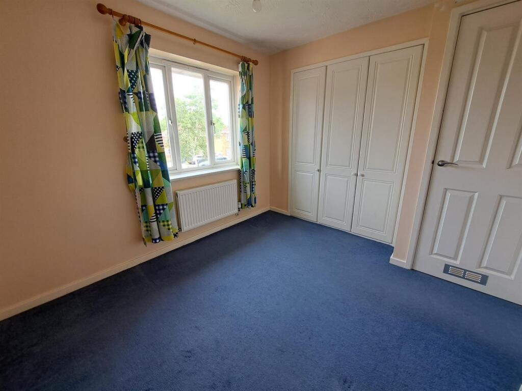 Riverstone Way, Northampton