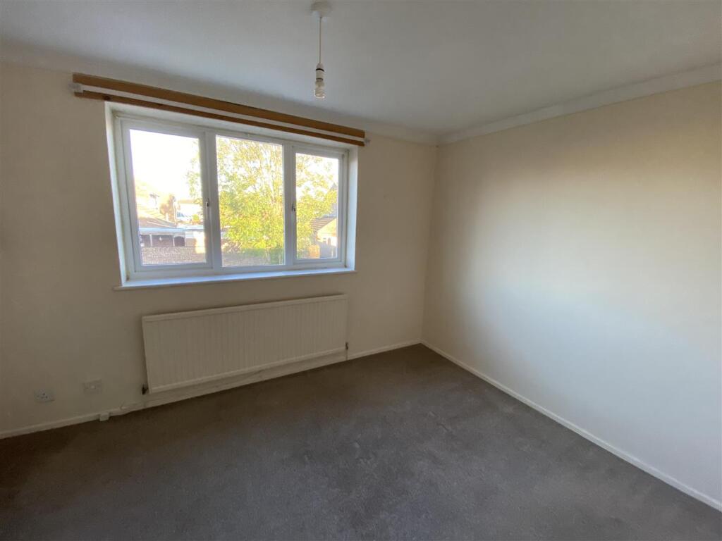 Bedroom 1.jpeg